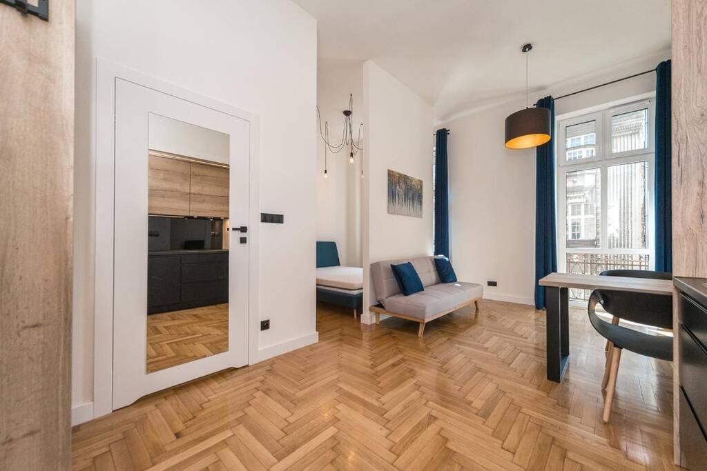 Studio Matejki C Bielsko-Biala Bagian luar foto
